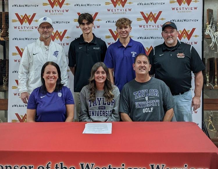 Hope Haarer Signs with Taylor University